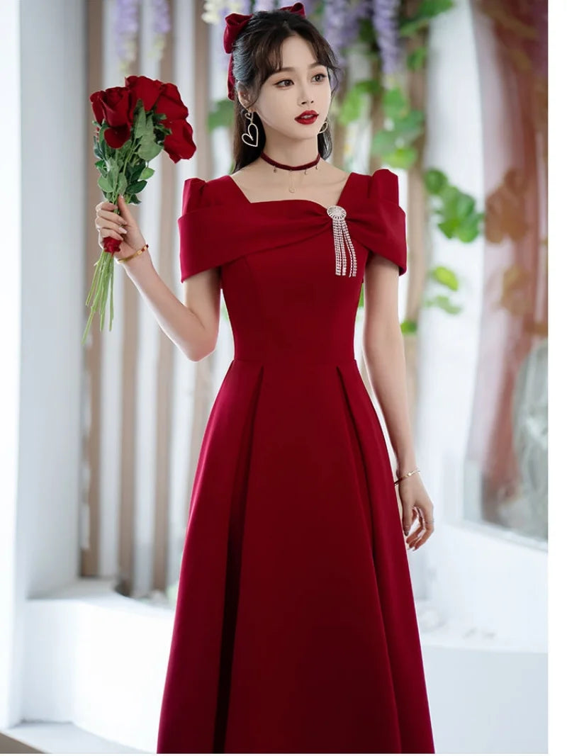 Elegant Solid Color Square Collar Long Sleeve A-line Dress