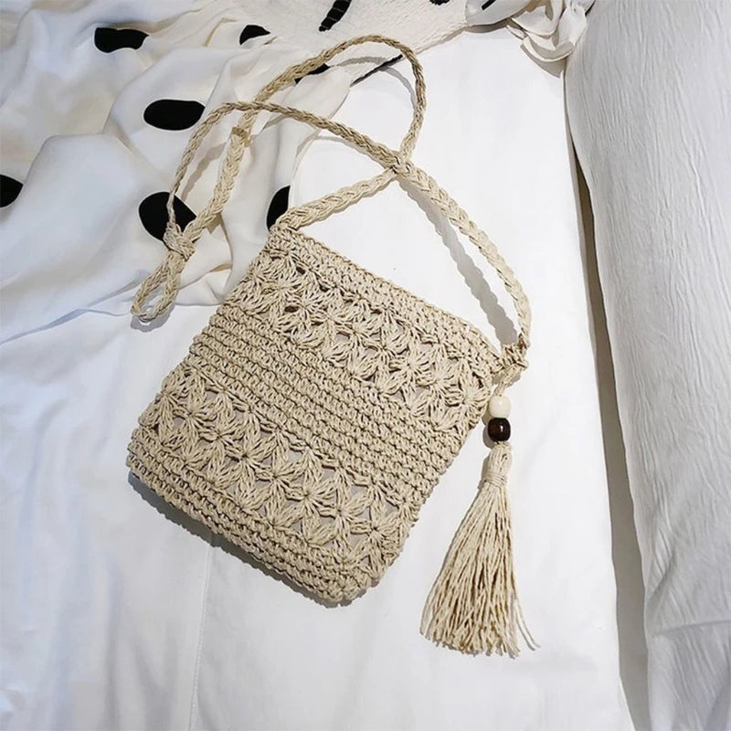 Women’s Beach Woven Straw Shoulder Bag