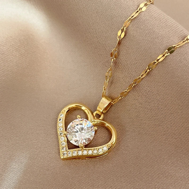 Heart Pendant Necklace Gold Stainless Steel Lips Chain