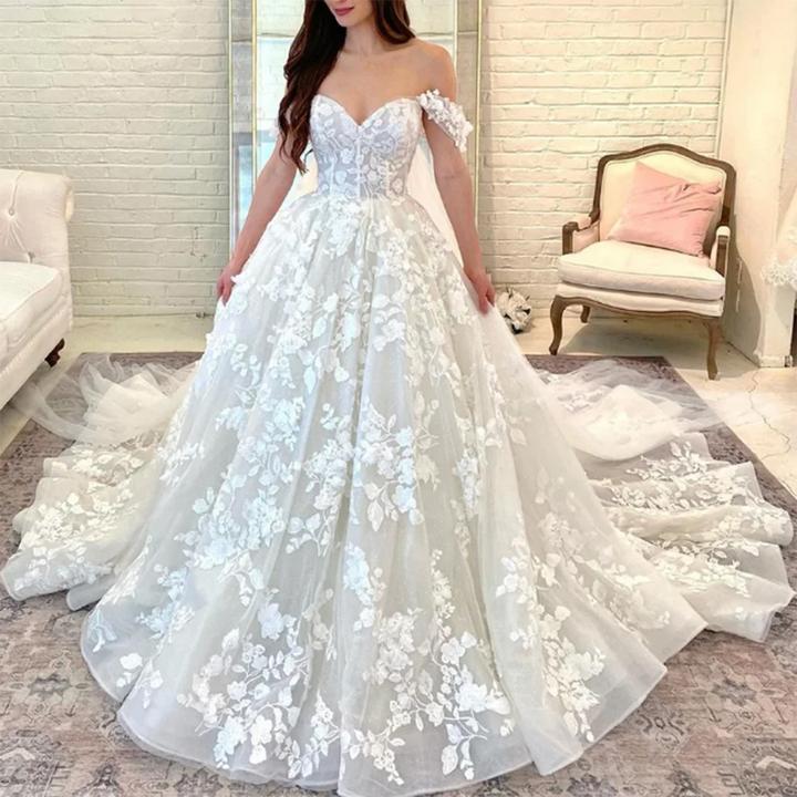 Exquisite Luxury Off-Shoulder Wedding Dress