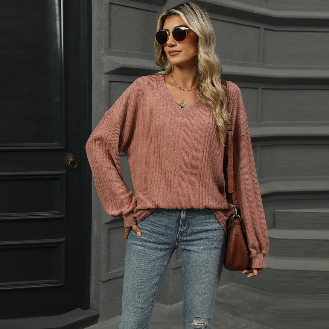 Solid Color V-neck Long Sleeved Loose Casual T-shirt