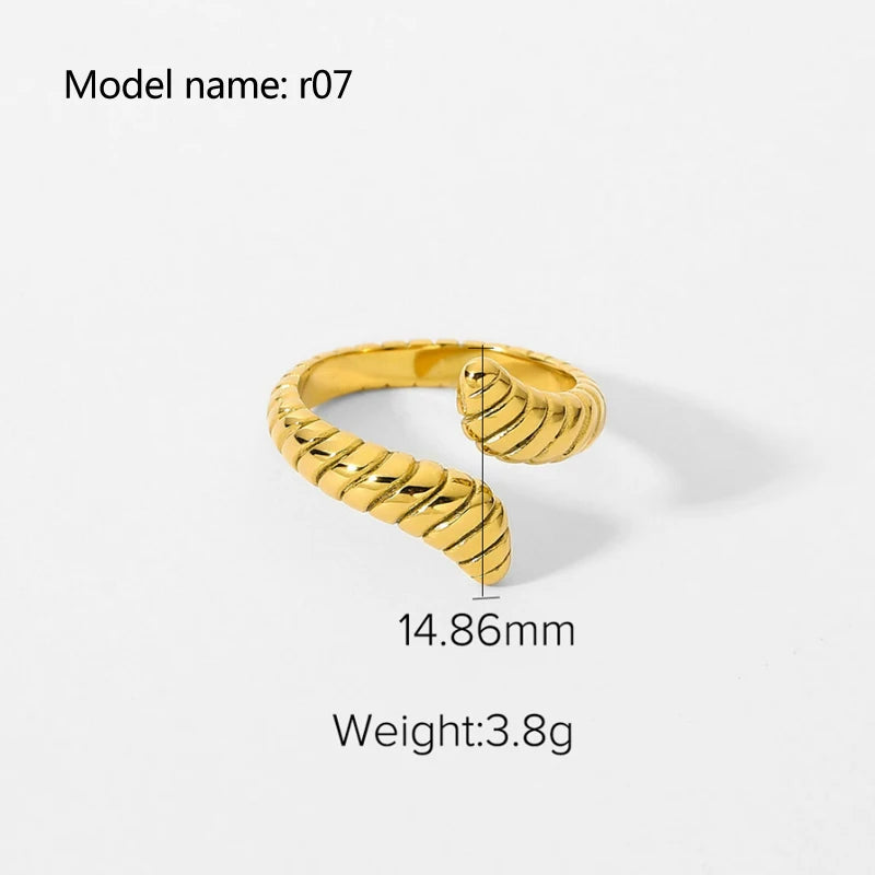 Vintage Snake Shape Gold Zircon Stainless Steel Ring